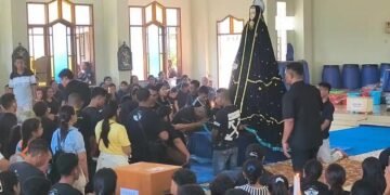 Cium Kaki Tuan Ma, Peziarah asal Adonara Doakan Perdamaian Bagi Bangsa Indonesia dan Dunia