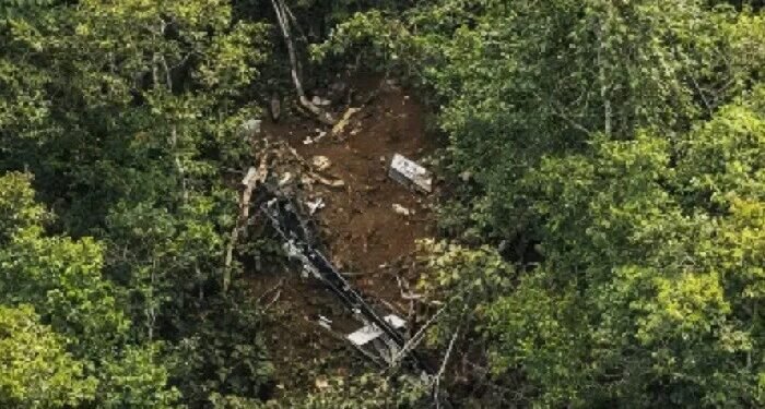 Helikopter PK-CFX Jatuh, Lima Korban Tewas Sudah Dievakuasi, Tiga Orang Masih Terjepit Di Puing Helikopter