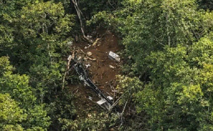 Helikopter PK-CFX Jatuh, Lima Korban Tewas Sudah Dievakuasi, Tiga Orang Masih Terjepit Di Puing Helikopter