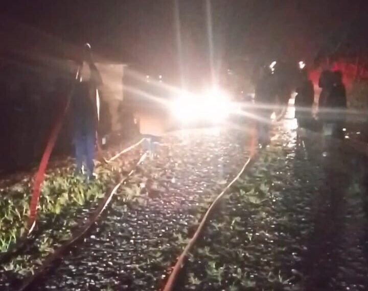 Dua Unit Rumah Terbakar di Kilo 11 Timika Diduga Konsleting Listrik