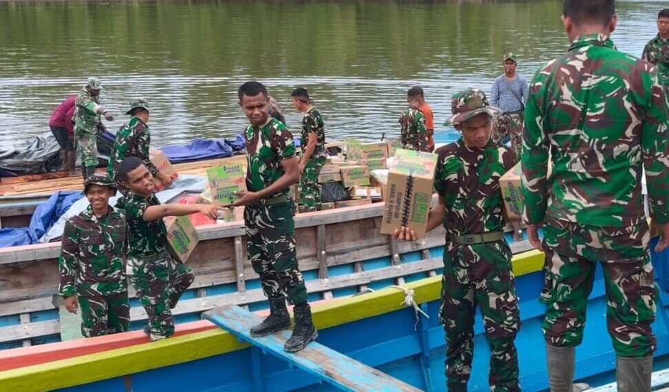 Ratusan Personel Satgas TNI Manunggal Membangun Desa Ke-128 Berangkat Menuju Kampung Keakwa