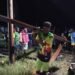 Warga Tetap Semangat Mendukung Kegiatan TMMD di Kampung Keakwa di Tengah Guyuran Hujan