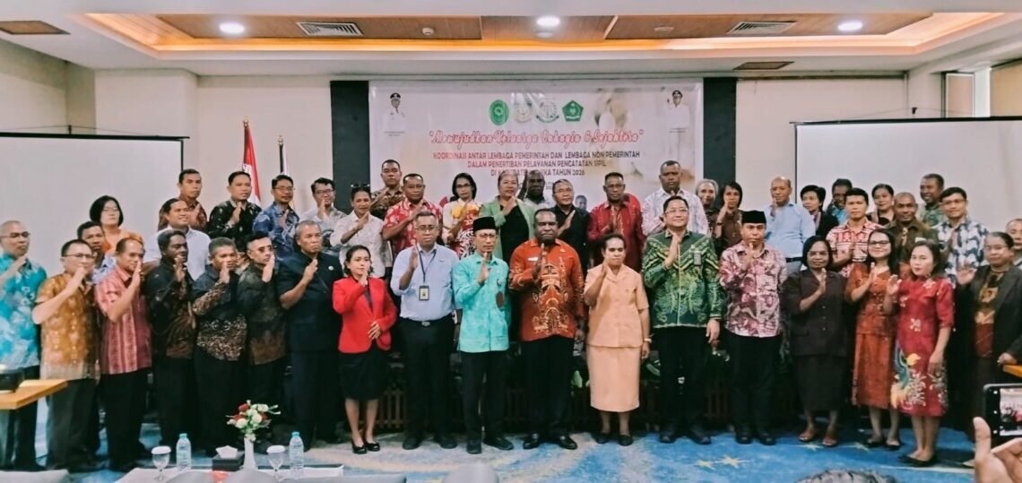 Disdukcapil Mimika Galakkan Penertiban Pelayanan Pencatatan Sipil Lewat Koordinasi Antar Lembaga