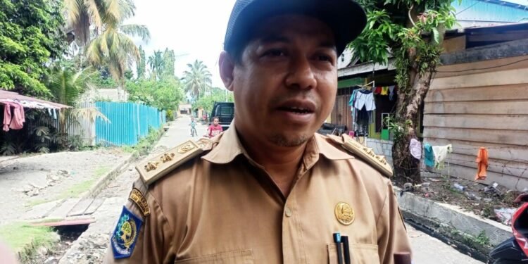 Warga Kelurahan Inauga Diminta Tidak Buang Sampah di Saluran Drainase, Musim Hujan Rawan Banjir