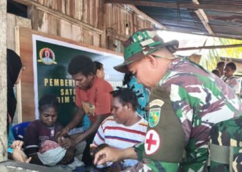 Satgas TMMD Gelar Posyandu dan PMT di Kampung Keakwa