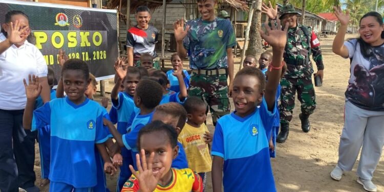 Penuh Senyum dan Tawa, Anak TK Kunjungi Posko TMMD Kodim 1710/Mimika