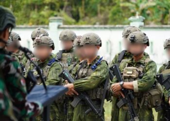 TNI Lakukan Evakuasi Korban Pembantaian Pendulang di Wilayah Korowai
