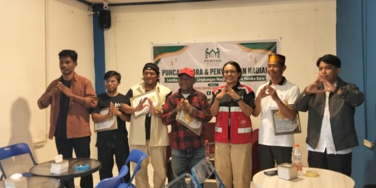 Kepala Distrik Mimika Baru Apresiasi Gerakan Pemuda Atasi Sampah
