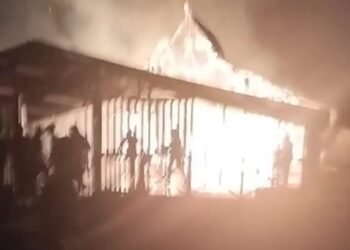 Lupa Matikan Lilin, Gereja Katolik Santo Fransiskus Xaverius Pomako Terbakar Habis Rata dengan Tanah