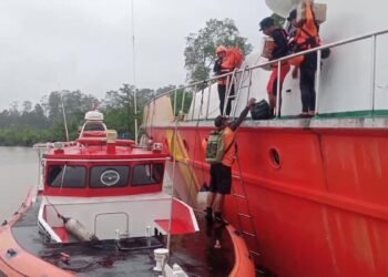 Hilang Kontak Sejak Kamis, Tim SAR Gabungan Buru Perahu Nelayan Berpenumpang 4 Orang di Perairan Atuka