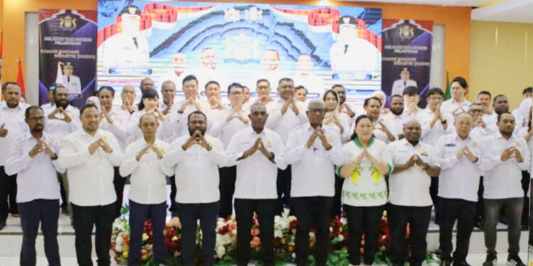Bupati Johannes Rettob Dorong Kadin Mimika Jadi Motor Penggerak UMKM dan Pusat Pertumbuhan Ekonomi