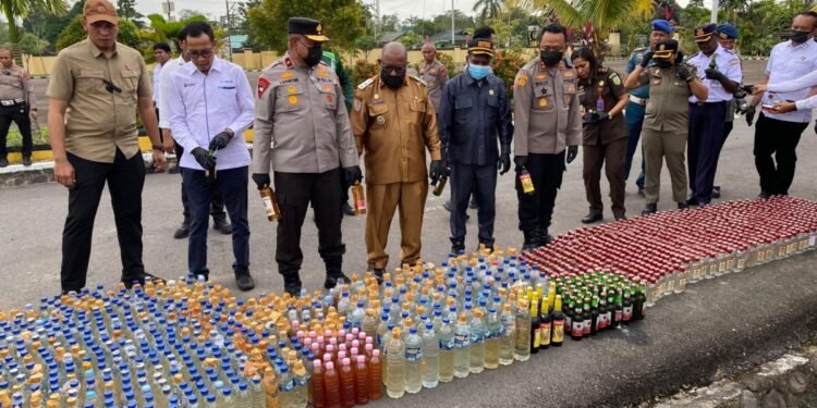 Pemkab Mimika dan Polda Papua Tengah Perkuat Sinergi Tertibkan Miras Ilegal Demi Jaga Kamtibmas di Mimika