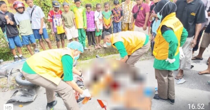 Pengendara Motor Terlibat Tabrakan di SP 2 Timika, Dua Korban Dilarikan Ke Rumah Sakit Alami Luka Berat