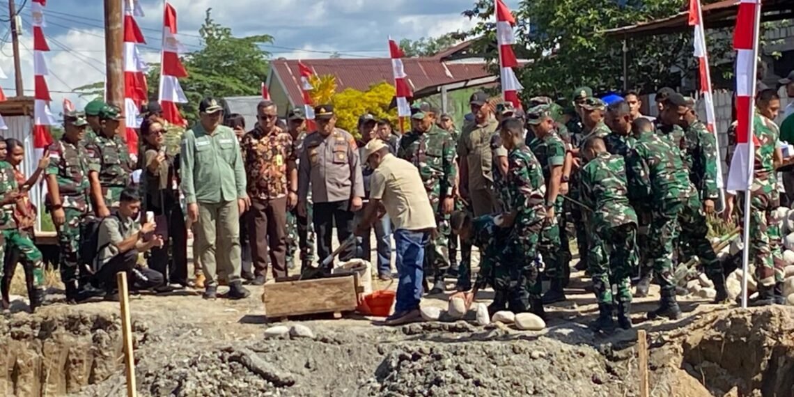 Pangdam XVII/Cenderawasih Letakkan Batu Pertama Jembatan Garuda Merah Putih di Timika
