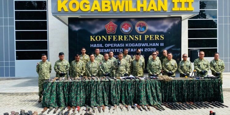 Kogabwilhan III Paparkan Hasil Operasi Semester I 2026, Puluhan Senjata hingga Ribuan Pohon Ganja Diamankan