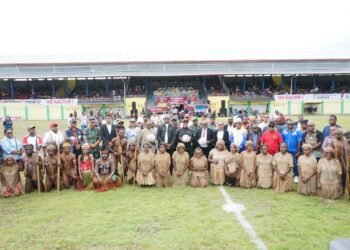 Gubernur Papua Tengah Buka Liga 4 di Mimika, Dorong Lahirnya Tim ke Level Nasional