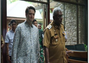 Bupati Mimika Johannes Rettob Menerimta Kunjungan Deputi Kepala Perwakilan Kedutaan Besar Belgia, Bahas Peluang Kerja Sama