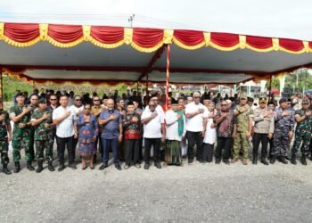 Pemprov Papua Tengah dan Pemkab Mimika Salurkan 64 Sapi Kurban Idul Adha 1447 H