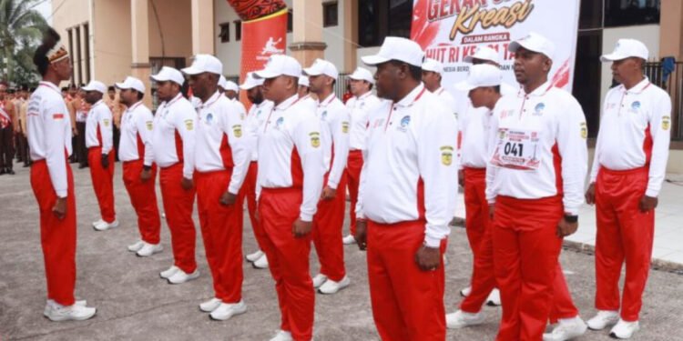 25 Tim Putra Ramaikan Gerak Jalan Kreasi HUT ke-81 RI di Mimika