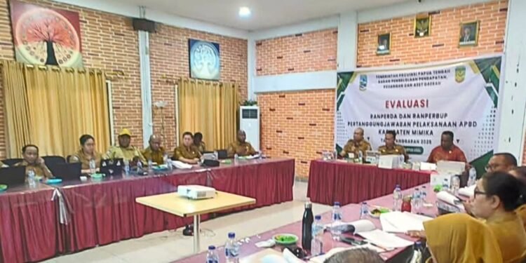 Evaluasi Pertanggungjawaban APBD 2026, Sekda Mimika Tekankan Transparansi dan Akuntabilitas