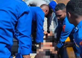 Ditpolairud Polda Papua Gerak Cepat Evakuasi Korban Tenggelam di Pantai Dok 2 Jayapura