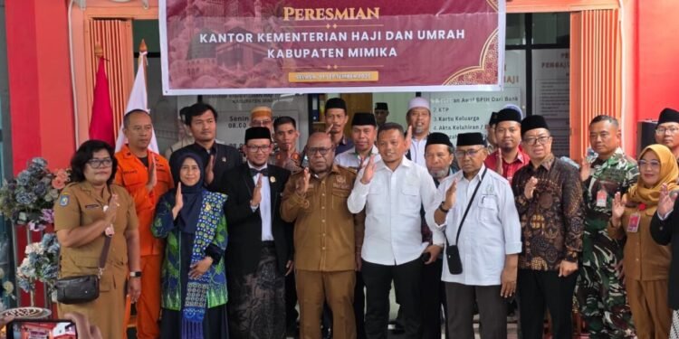 Wabup Emanuel Kemong Resmikan Kantor Urusan Haji dan Umrah di Mimika