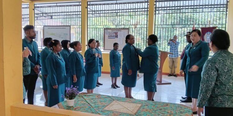 TP PKK Distrik Iwaka Dilantik, Fokus pada Kesehatan, Pendidikan dan Ekonomi Keluarga