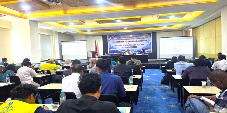 Disnakertrans Mimika Tekankan Kepatuhan Jamsostek dan Pemenuhan Hak Pekerja