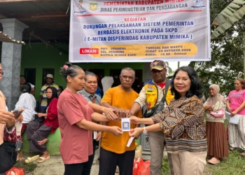 Disperindag Mimika Terapkan Barcode e-Mitan, Warga Berhak Dapat 20 Liter Minyak Tanah