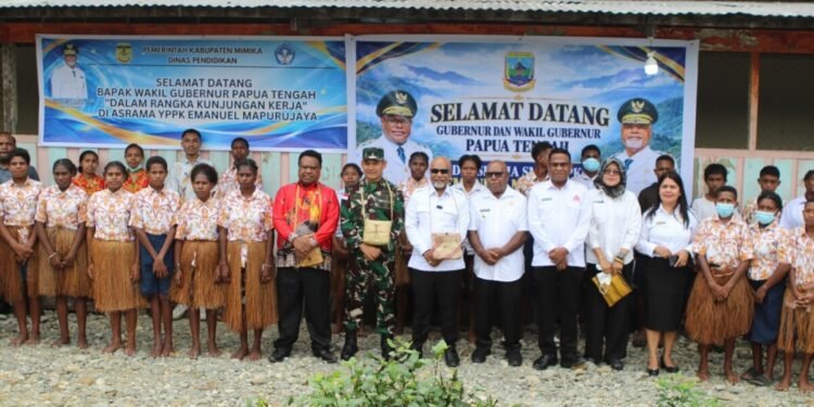 Wabup Emanuel Kemong Dampingi Wagub Papua Tengah Tinjau Potensi Industri dan Perikanan Mimika, Dorong Pembangunan BLK UMKM