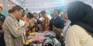 Kemenkop Minta Dekranasda Mimika Tak Hanya Gelar Pameran, Pengrajin Harus Naik Kelas